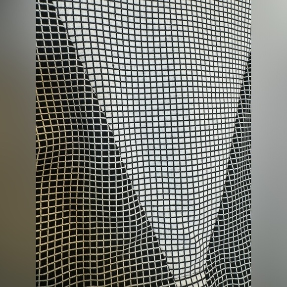 BCBGeneration Black White Checkered Short Sleeve Blouse Size S - Picture 6 of 17